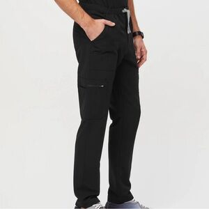 FIGS men's Black Slim Cairo Cargo Scrub Pants